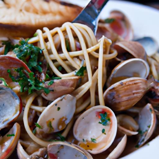 clam sauce (salsa di vongole)