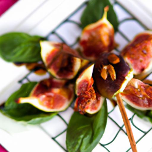 fig and honey glazed figs with prosciutto