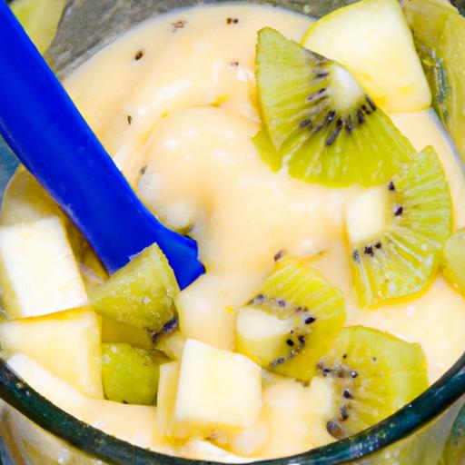 Kiwi and Pineapple Smoothie